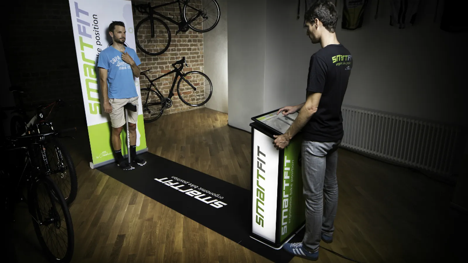 SmartFit-Q1-Fitting-System-Bodyscan-1000
